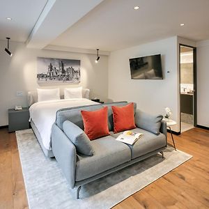 Standard King Suite